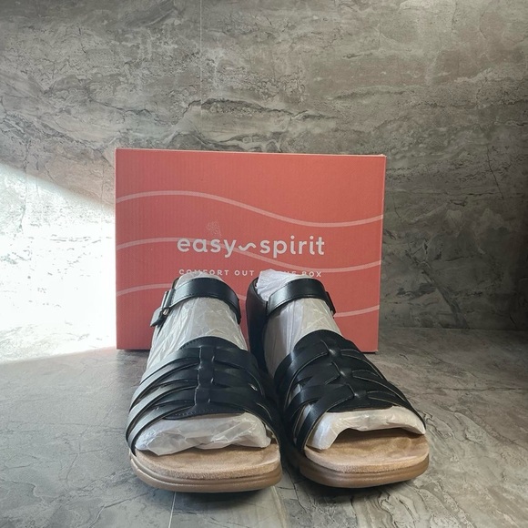 Easy Spirit Women's Marlene Woven Flat Sandals - Picture 6 of 7